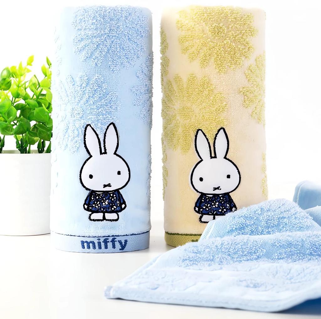 Miffy a Snoopy Obličej Mini Koupelnový a Ruční a Roztomilá Sada Ručníků Ručník, Ručník, Ručník. Měkký, Nežmolkující, Odolný, Tenký, (Miffy A, 2)