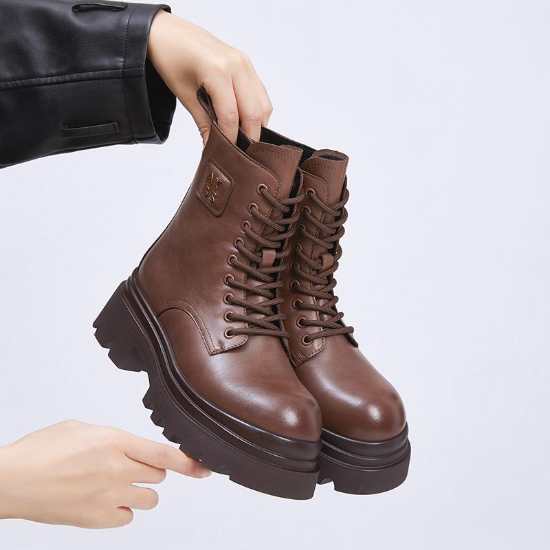 Retro leather Martin boots for women's 2025 winter new medium boots thick-soled velvet versatile British short boots for women