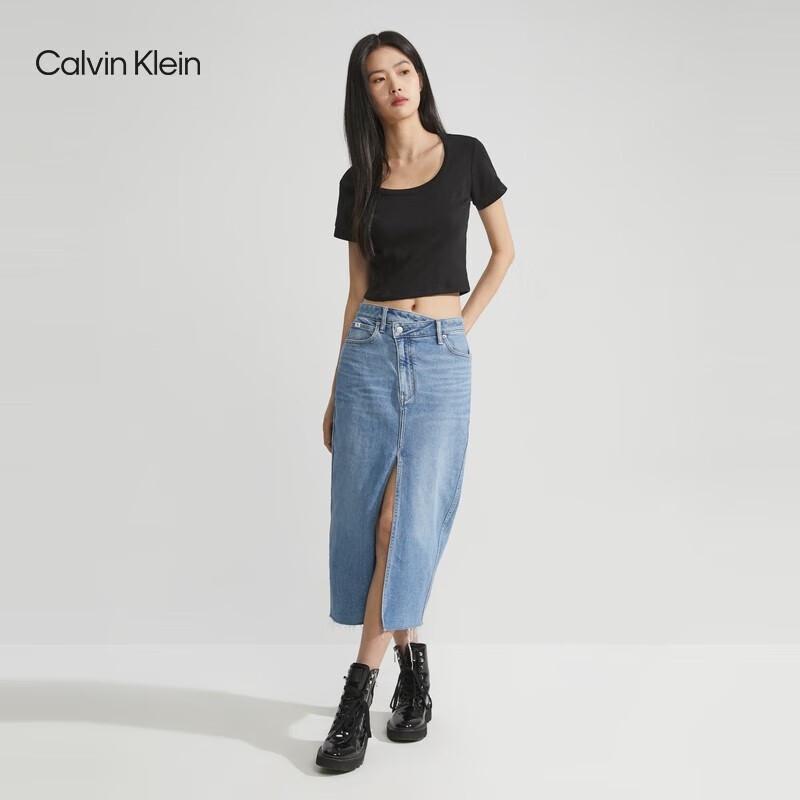 Calvin Klein Jeans Women s Logo Cuff Short-Sleeved T-Shirt S