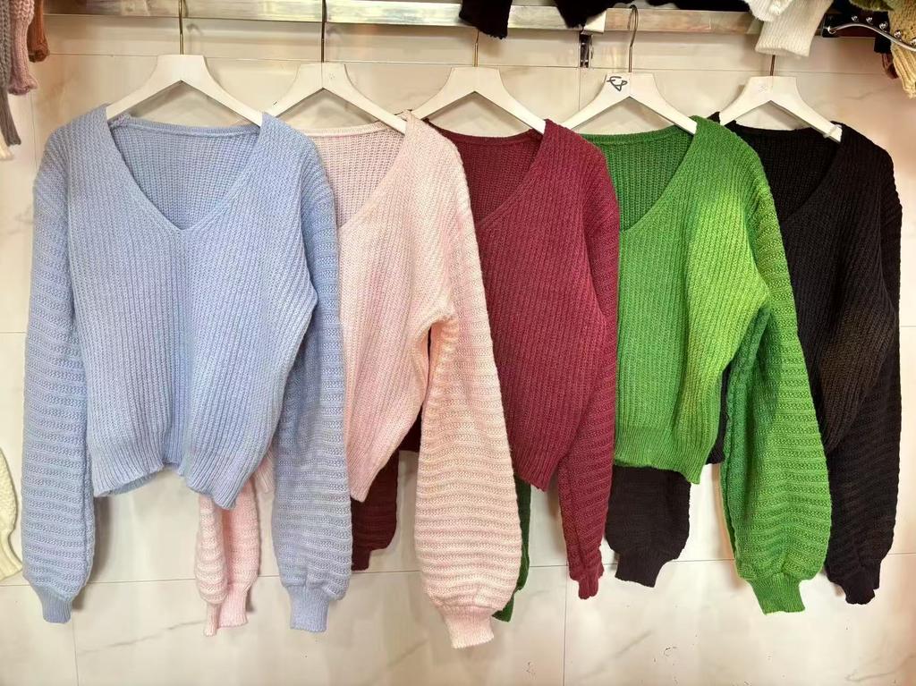 Cross-border knitted women's clothing Europe, America, Amazon 2023 autumn new solid color V-neck lantern long-sleeved pullover sweater