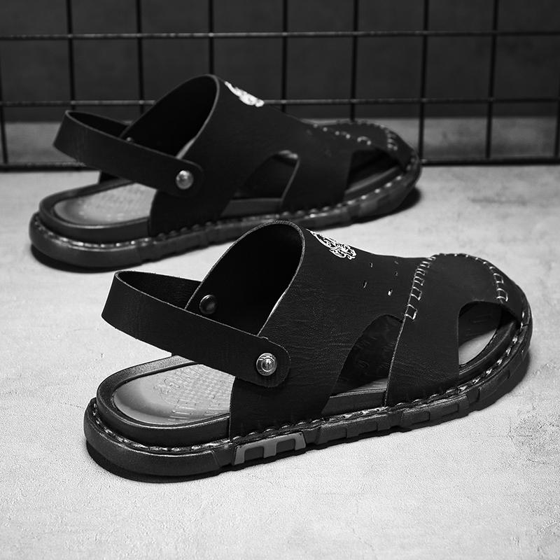 Fashion Rubber Slippers for Men Beach Hole Sandals Man Flat Casual Adult 2025 Fashion Comfortable Elegant Summer Sale Shoes