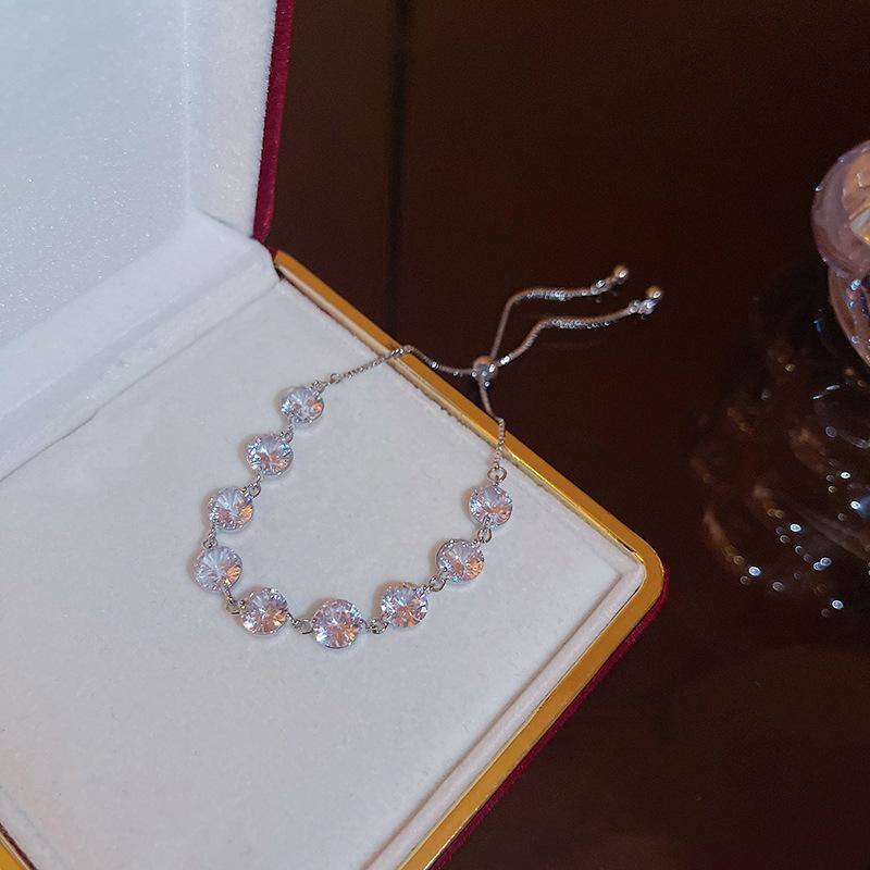 New Light Luxury Sparkling Diamond Zircon Bracelet Women's Adjustable Pulling Small and Stretching Bracelet Handpiece