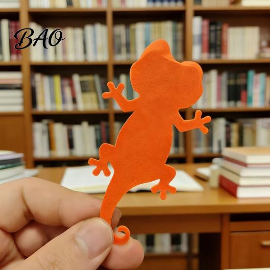 Fun Animal Page Marker Funny Gecko Bookmark, 3D Printed Lizard Clip, Novelty Vibrant Orange Bookmark for Readers, Gift Book Lovers Smooth Edge