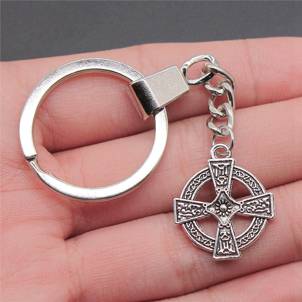 30mm Keychains Bat Cross Skull Vintage Jewelry Supplies QY006