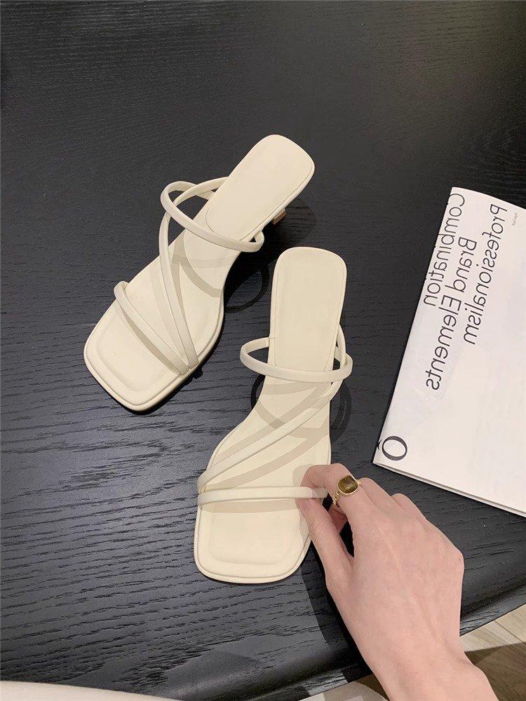 

[Шей Су Иинь] Минималистичный темперамент~ Квадратный носок с тонкими ремешками, котенок и сандалии, женщины носят шлепанцы и высокие каблуки 40