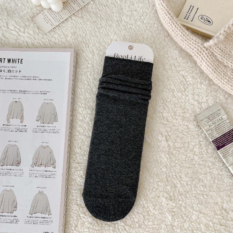 Hehe Socks - Pure Color, Boneless Maternity Socks, Mid-length Socks, Versatile for All Seasons, Suitable for Children.