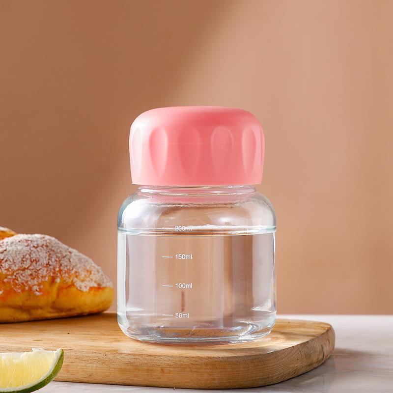 The Chubby Cup with Scale Glass Water Cup Is Divided Into Small Chubby Cups and Soy Milk Cups