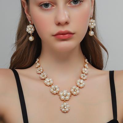 Vintage Personality Imitation Pearl Diamond Leaf Flower Necklace Set Temperament Bridal Dress Accessories