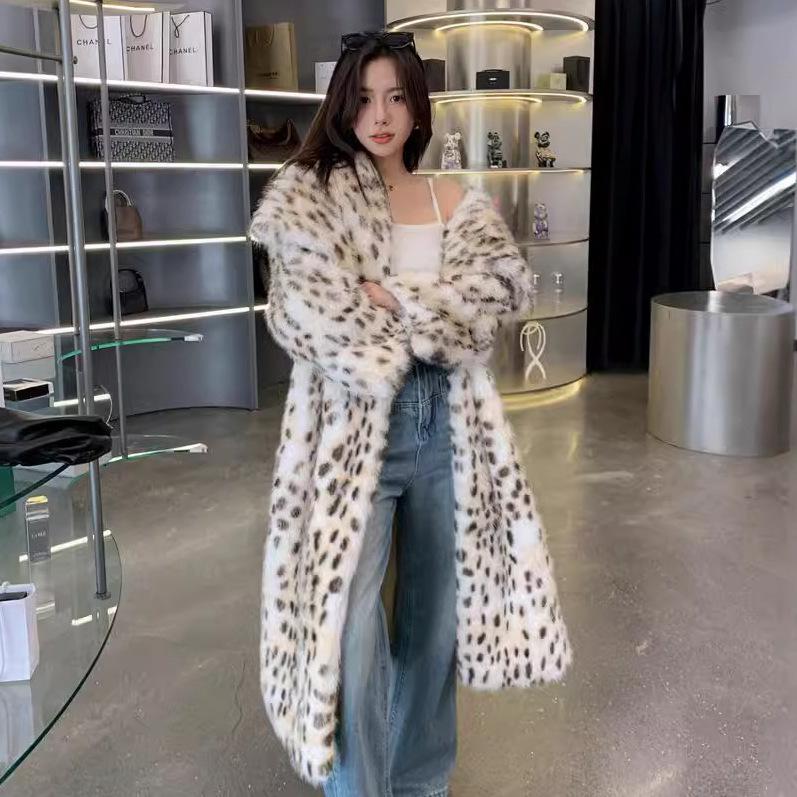 Pletený trenčkot s volánky v korejském stylu s límcem z umělé kožešiny