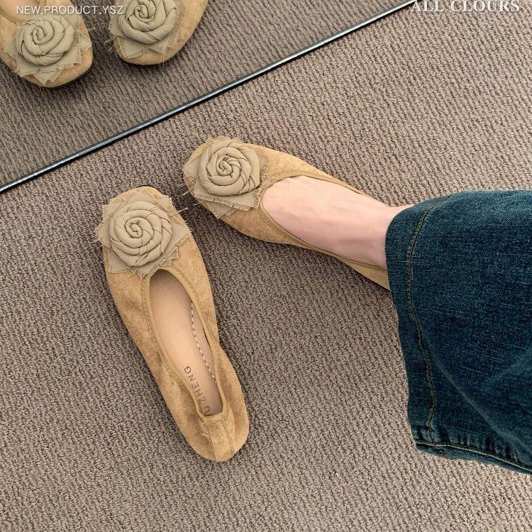 Późny wieczór wiatr delikatne buty na płaskiej podeszwie damskie 2025 nowa wiosna miękka podeszwa styl narodowy retro nowy chiński róża baletki czapka buty