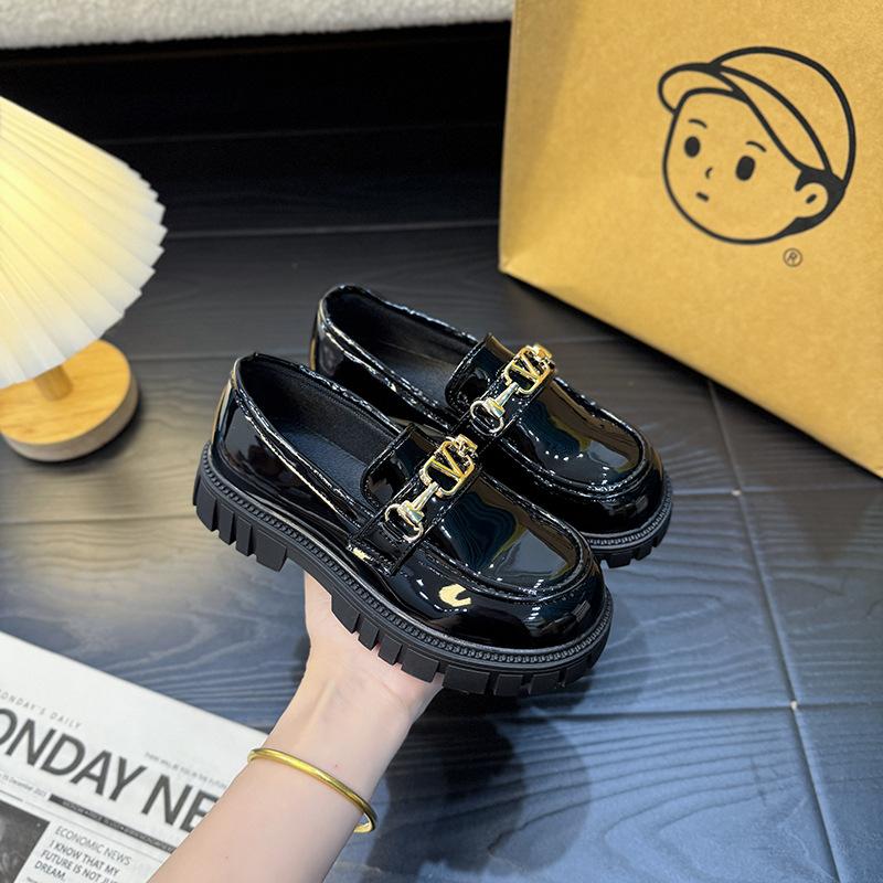 Girls' Leather Shoes 2025 Autumn New Children's Bright Leather Loafers Black Student Shoes Fashion One-pedal Single Shoes Trend