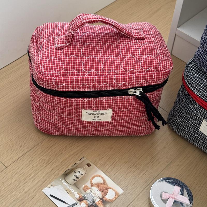 1/3pcs Classic Niche Quilted Heart Grid Makeup Bag Korean Style Portable Large Capacity Storage Toiletry Bag For Outing