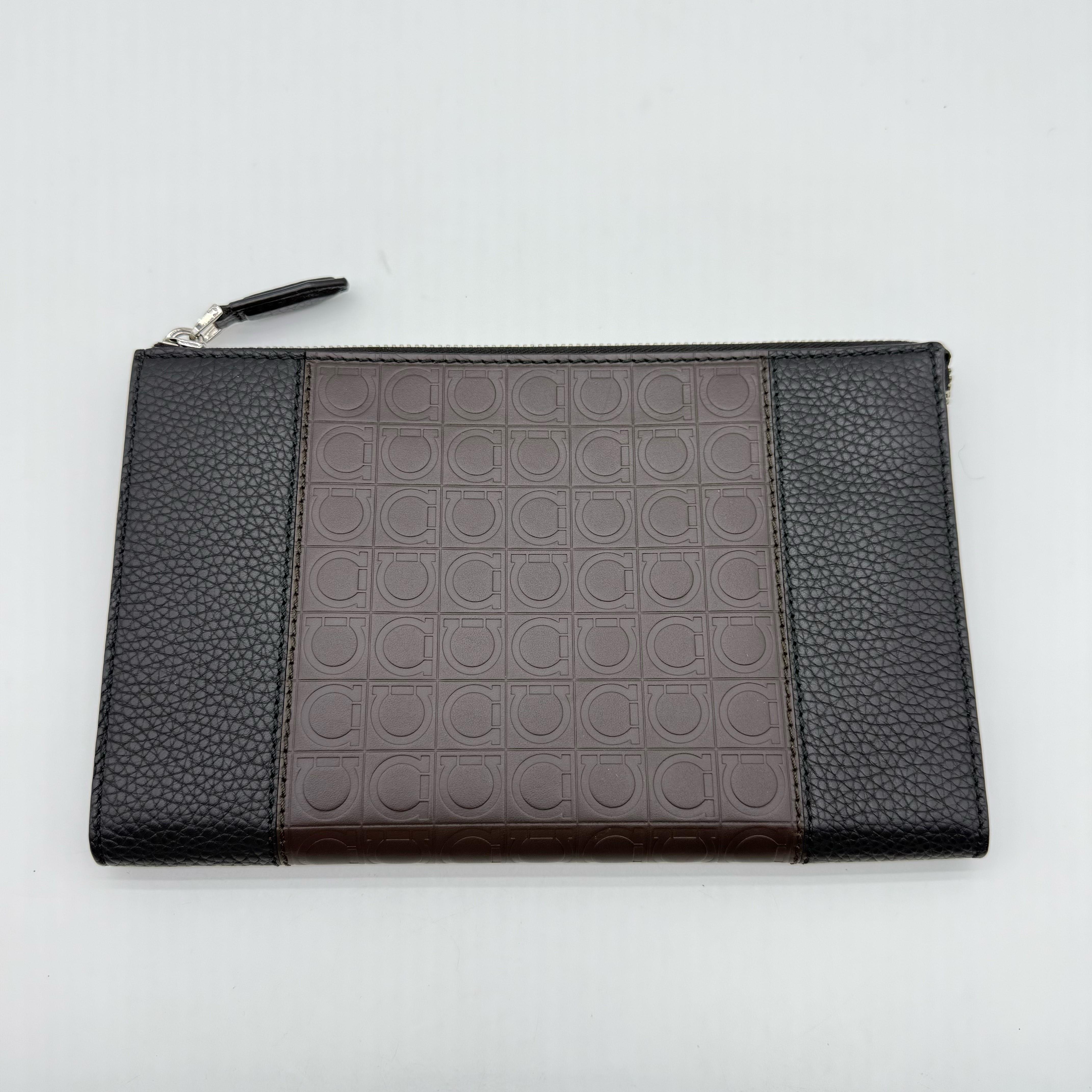 [Pre-Owned] Gancini Logo Leather Clutch - Very Good #1YOK9MQ ONE SIZE