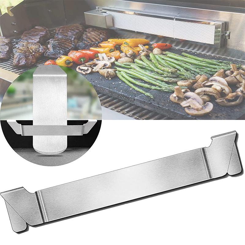 LMETJMA Stainless Steel Griddle Spatula Stand Grill Barbecue Tool Rack Hold Rack Griddle Accessories Holder Clip JT44