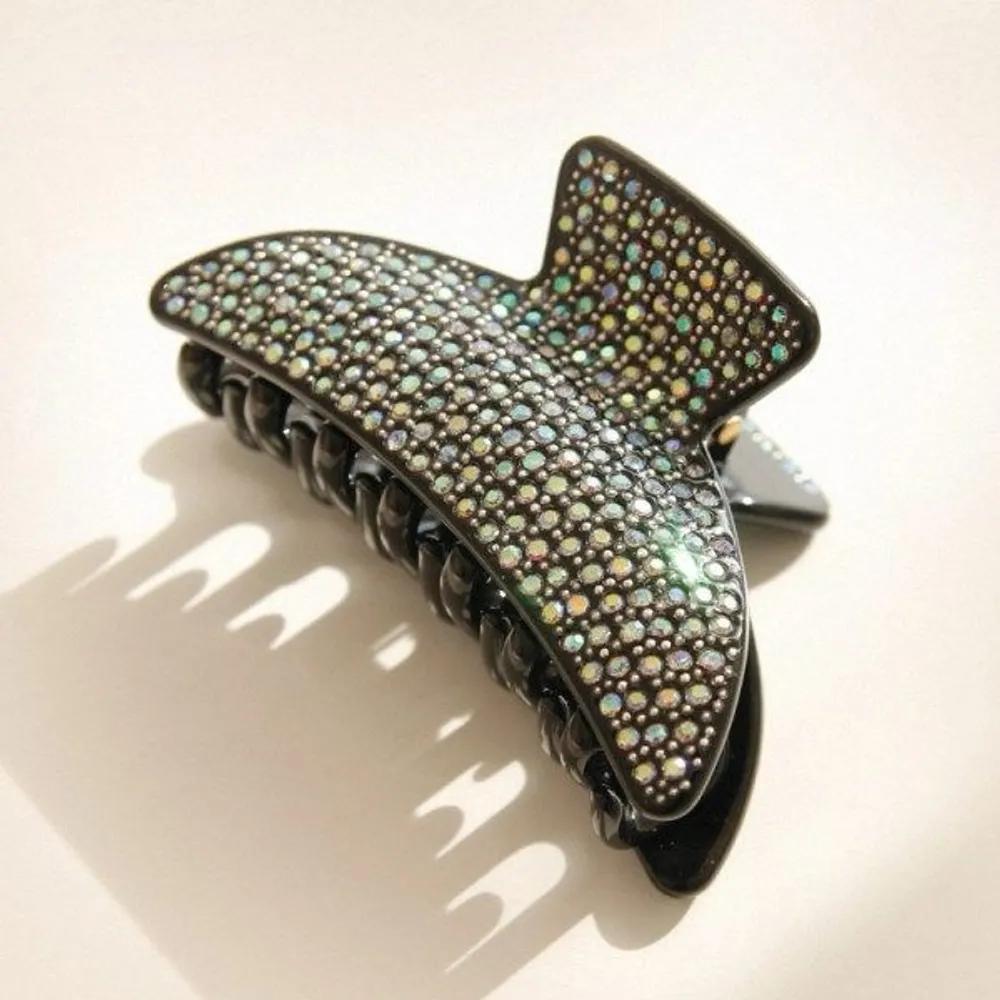 bydaisy Cubic Basic Medium Rounding Hair Clip Bh0774