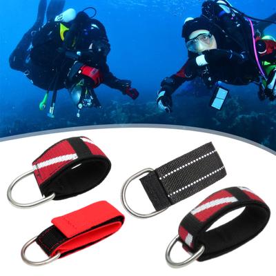 Scuba Diving Wrist Straps Adjustable Wristband with Stainless Steel D-Ring Sticky Scuba Diving Accessories for Lights Flashlights Cameras Compass