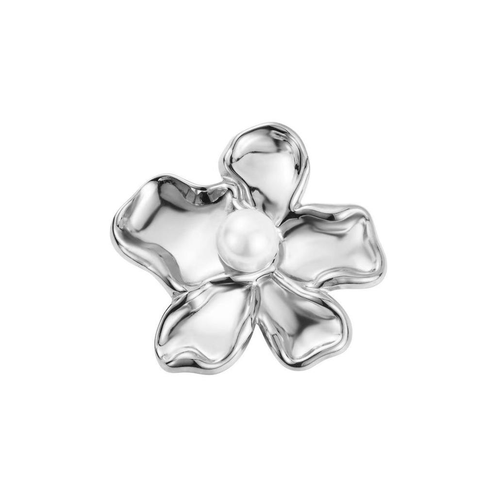 Retro Luxury Pearl Flower Brooch: Elegant Stainless Steel Lapel Pin