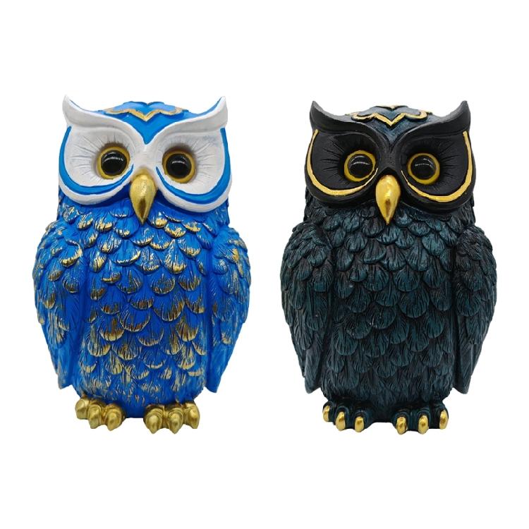 Festives Owl Sculpture Resin Bird Small Figurine Ornament for Christmas Birthday Home Office Desktop Bookshelf Decors