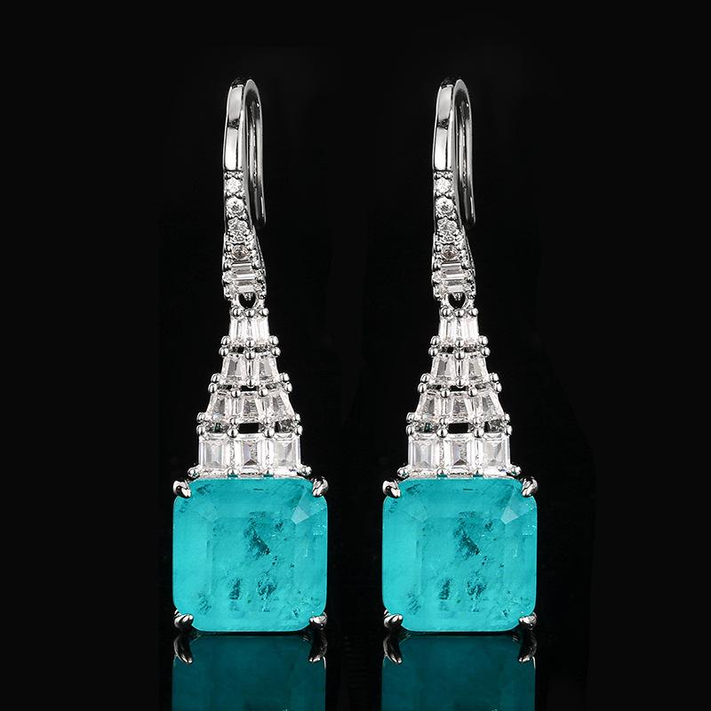 

Jewelry earrings, square diamonds, emerald, European and American light luxury simple earrings, fashionable and versatile models