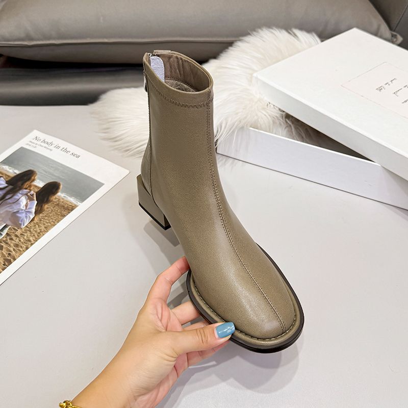 Fashion versatile French retro soft leather thick heel short boots women's 2025 autumn and winter new round head rear zipper thin boots