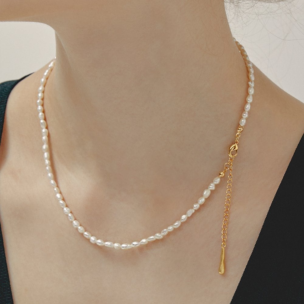 [Hei] Essential Oval Pearl Necklace