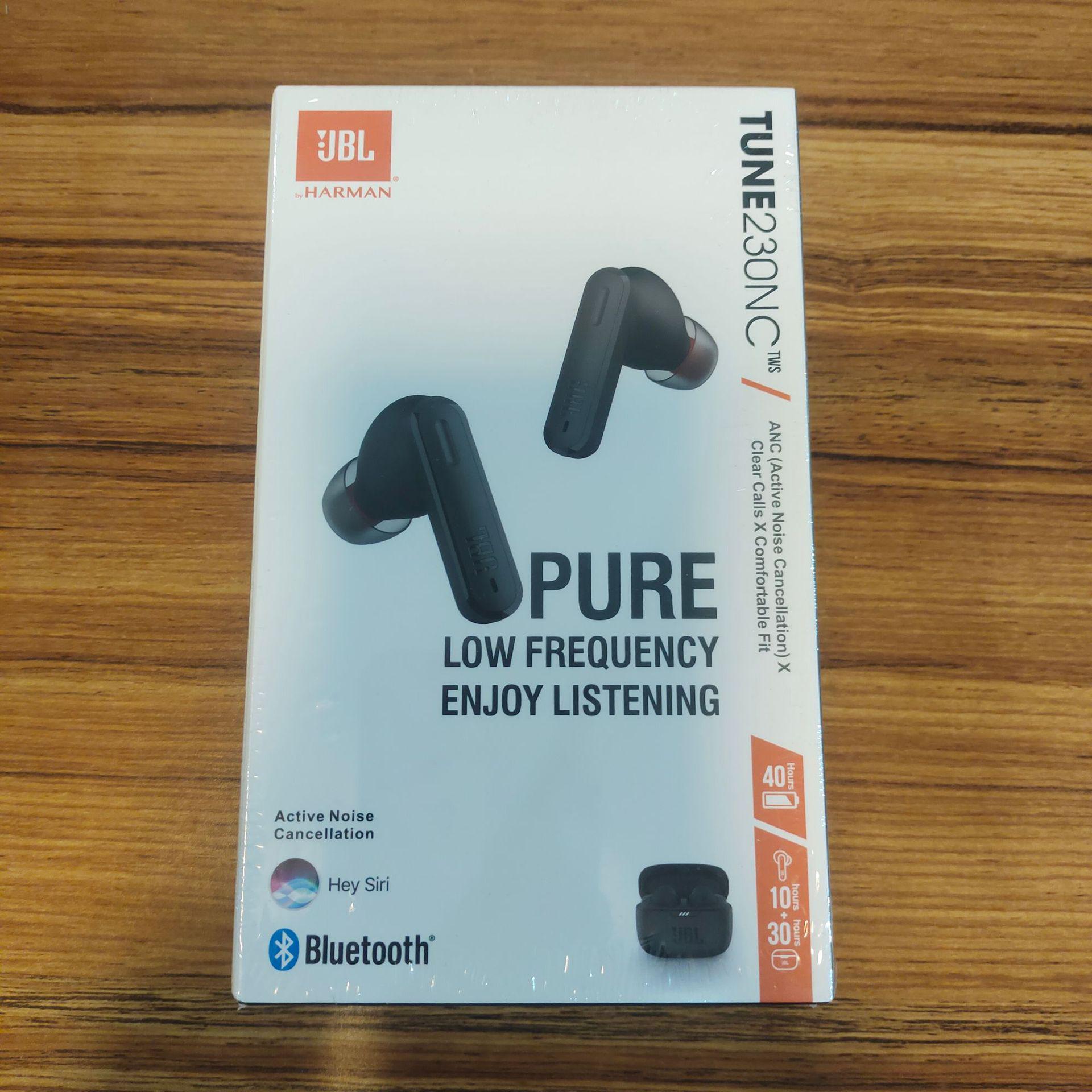 

TUNE230NC True Wireless Noise-Cancelling Bluetooth Earbuds, Game & Sports Waterproof Headset чорний
