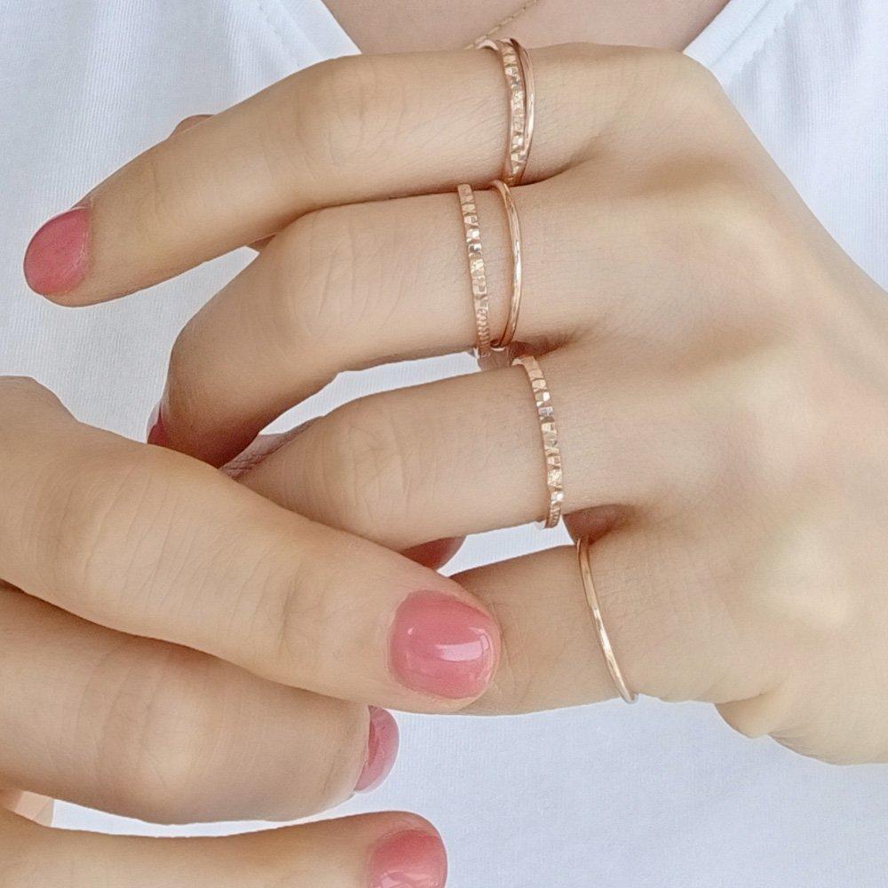 [Costarswag] 14K Gold Stud Hollow Cut Ring Guard Ring