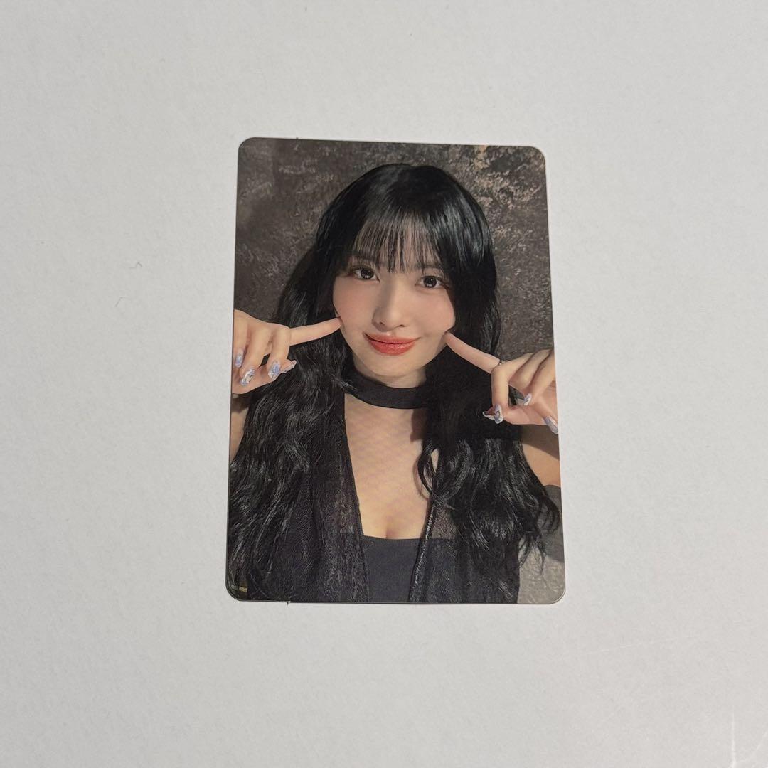 

[USED] MISAMO Momo High Touch Trading Card