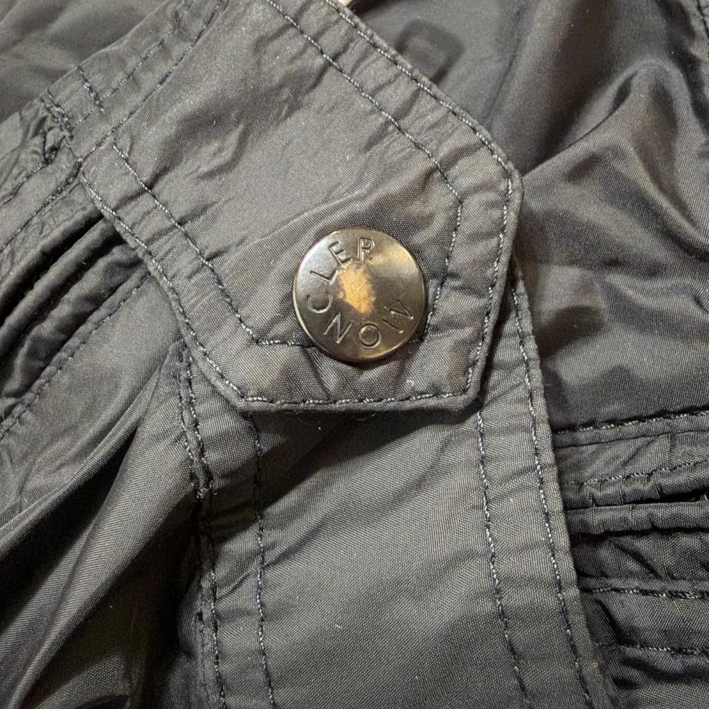 Jaqueta MONCLER Nylon usada preta masculina