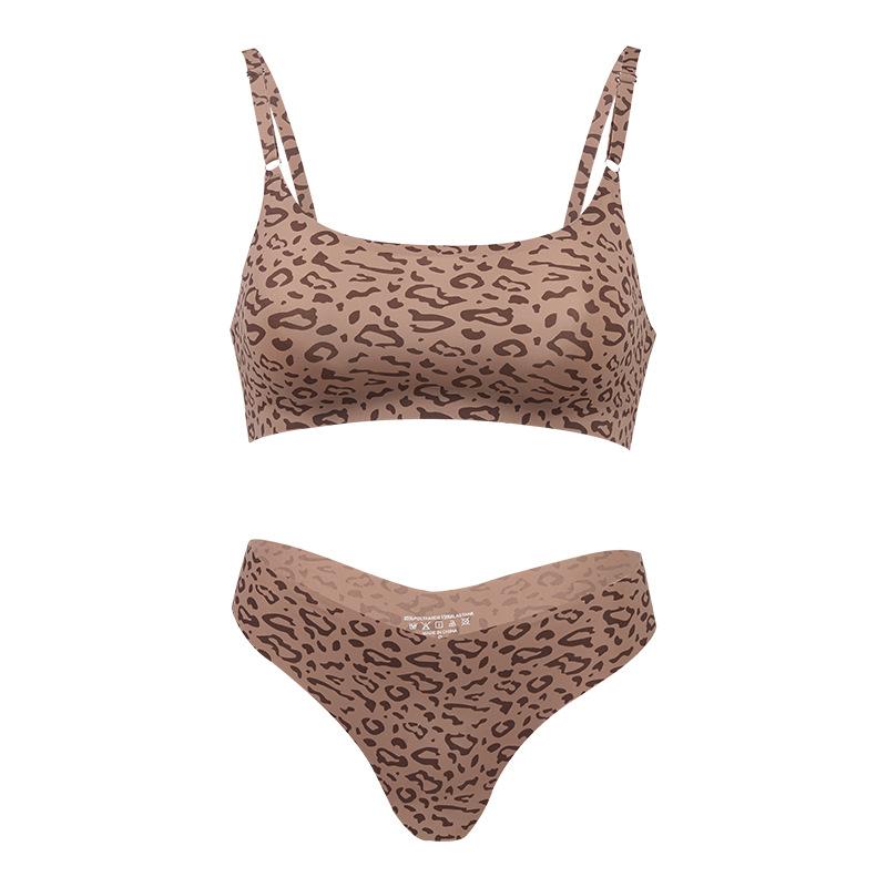 

Высококачественный новейший дизайн, размер США, стильный, сплошной ледяной шелк, бесшовный беспроводной бюстгальтер и комплект женского нижнего белья S пылевая буря в