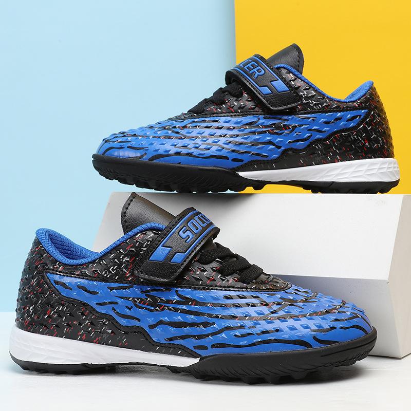 New children's football shoes, girls' primary and secondary school students outdoor sports competition training shoes indoor and outdoor flat sneakers