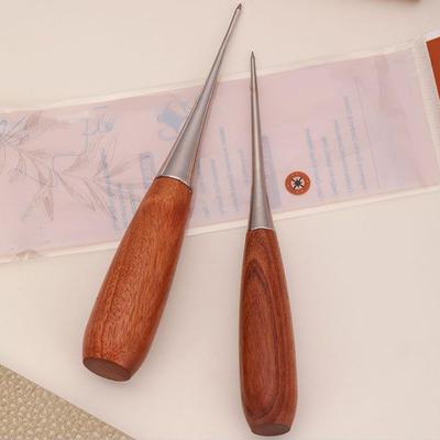 Wooden Handle Sewing Awl with Wood Handle Hand Stitcher Leathe Punch Tool DIY Shoe Repair Hook Leather Accessories