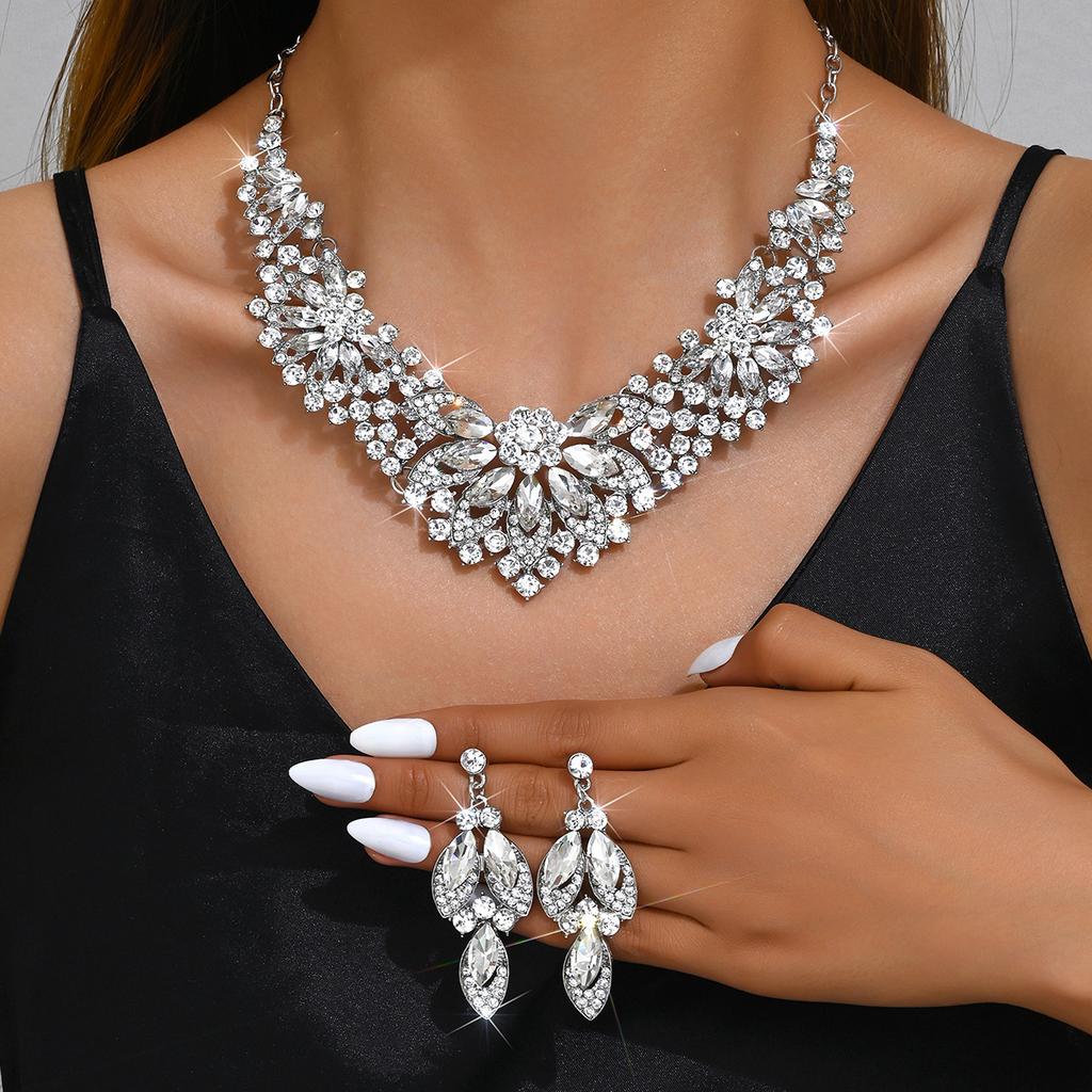 Vintage Necklace Earrings Set Women Leaves Flowers Rhinestone Bridal Accessories
