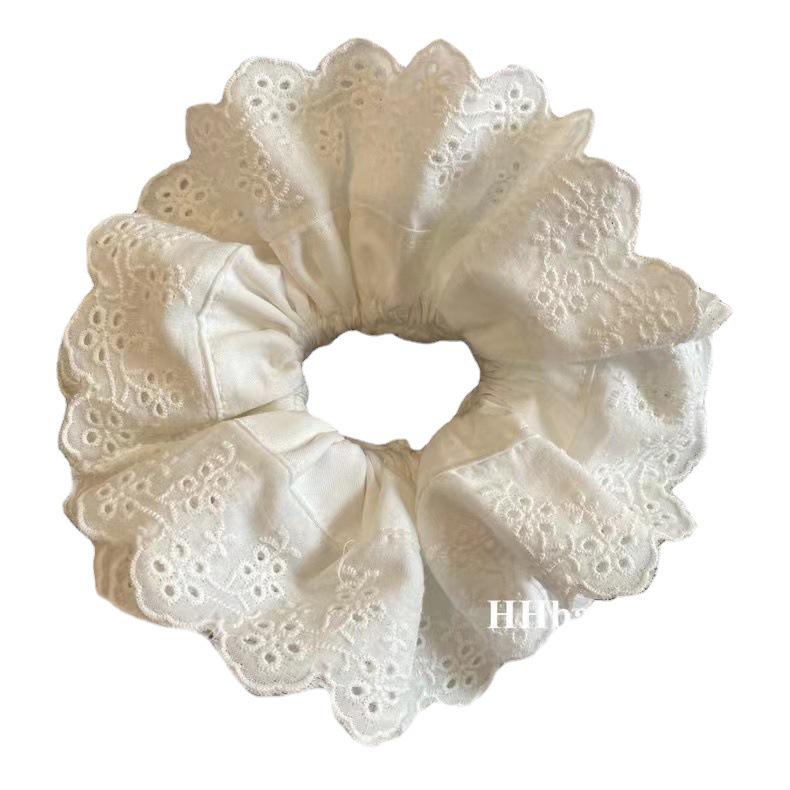 Zhao Lusi Doppellagiges Spitzenhaargummi – Französische Handarbeit, große Größe, Nischenstil