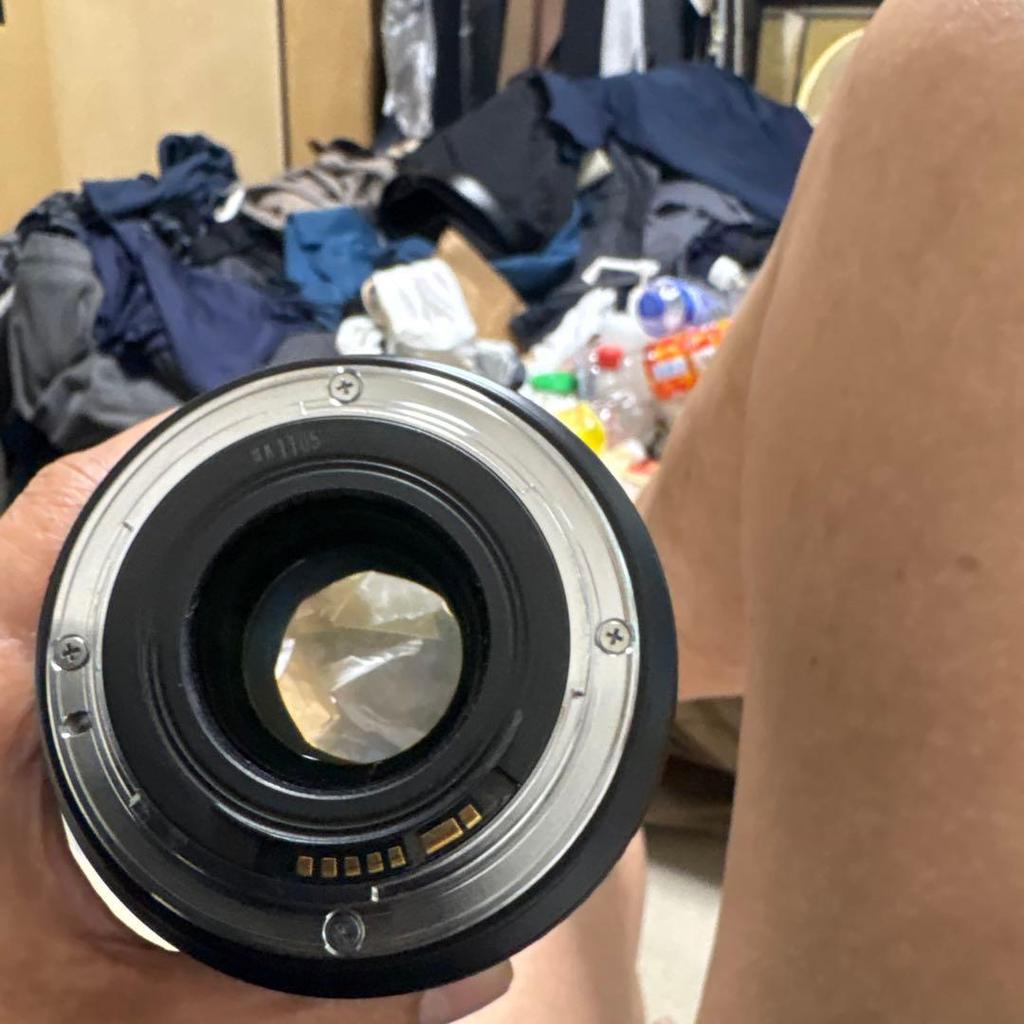Used Canon EF lens 28-70 F2.8L
