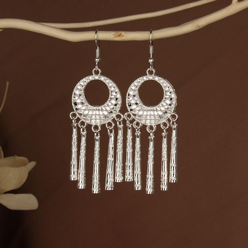 Retro Miao Silver Tassel Earrings: Ethnic Yunnan Long Dangle Women's Jewelry