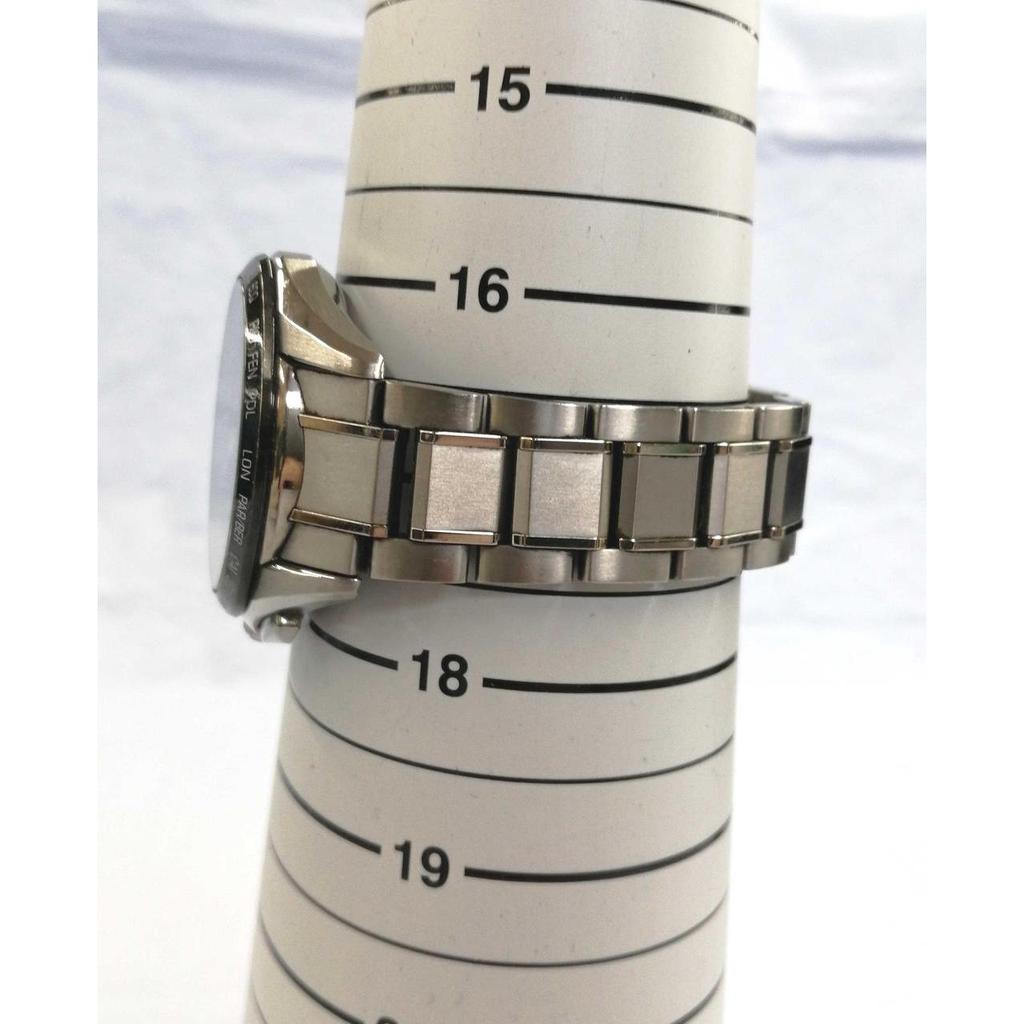 Used SEIKO quartz watch wristwatch