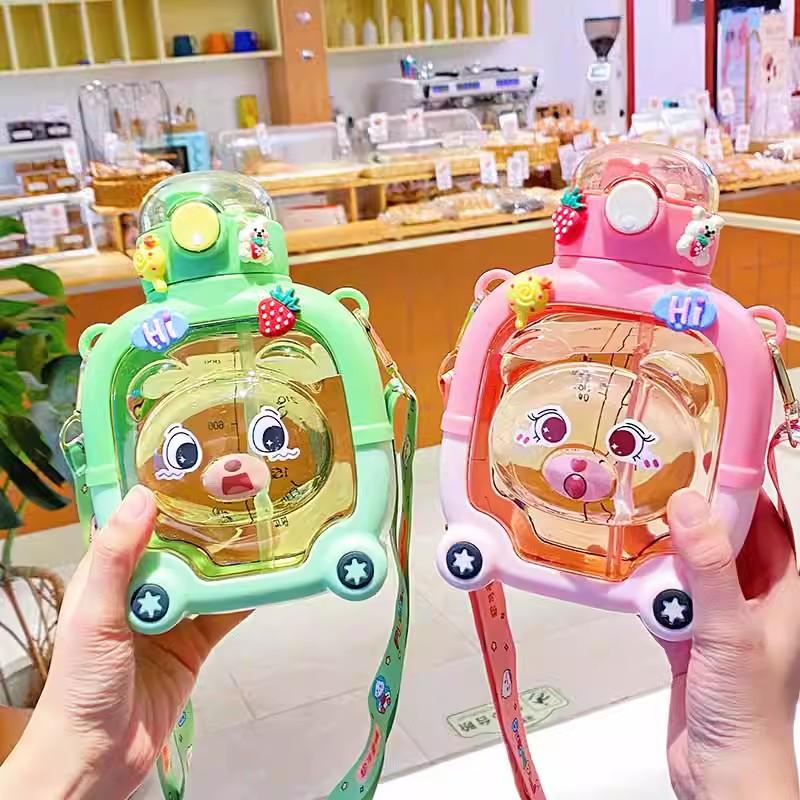 Kawaii Bear Water Bottle BPA Free For Kids 1000ml Plastic Cute Bubbule Tea Milk Portable School Drinking Bottles With Straw Gift