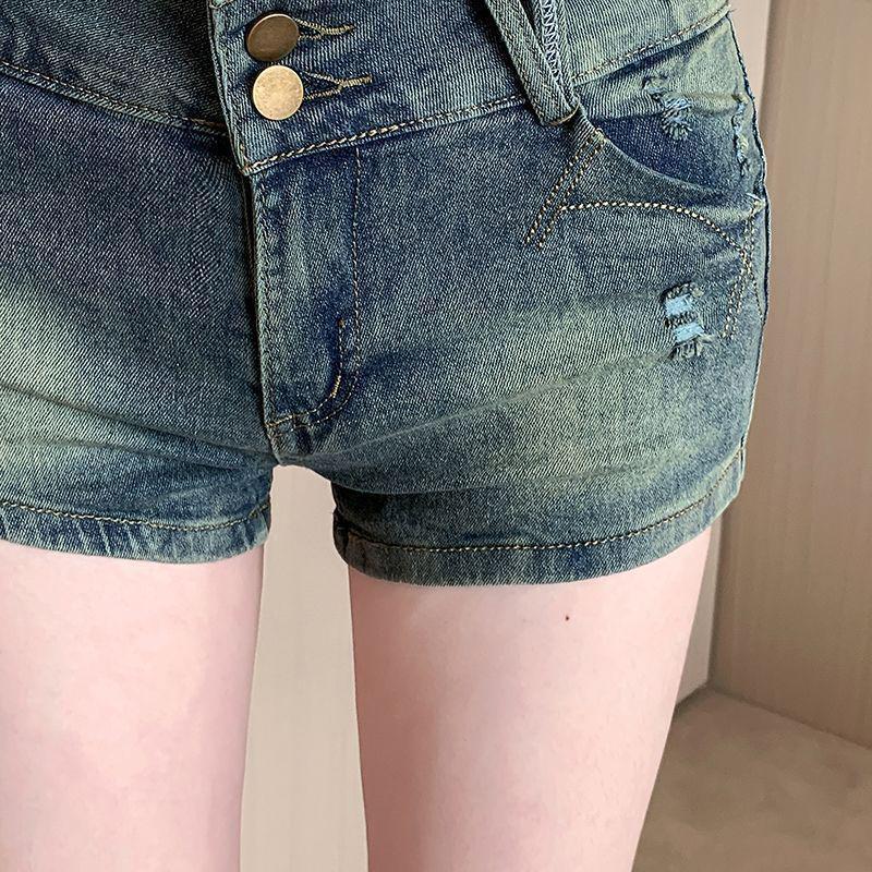 Spicy Girl Embroidered Low-Waist Slimming Jeans: Women's Summer 2025 Slim-Fit Straight Shorts