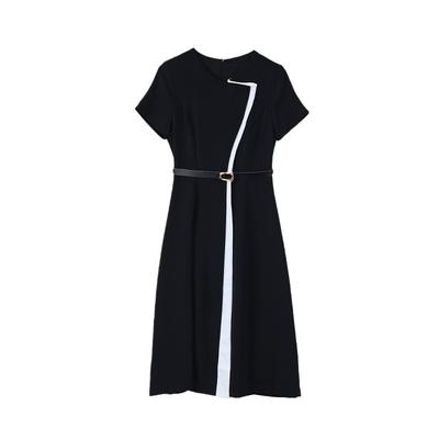 Vestito a blocchi di colore della mamma per donna in estate Nuovo stile con gonna lunga a maniche corte bianca versatile