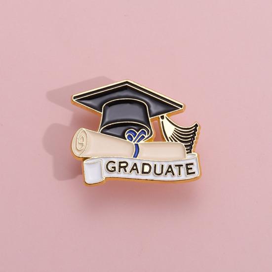 Graduation Brooch Bachelor Hat Shape Graduation Photos Pin Finishing Touch Suit Lapel Badge Graduation Season Accessory