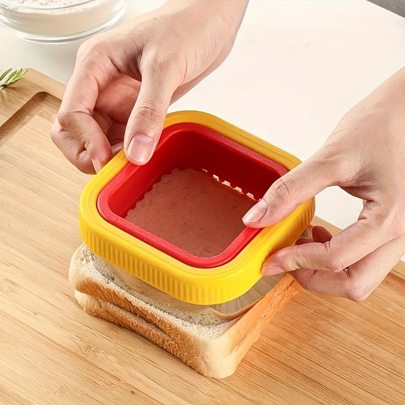 Sandwich Cutter and Sealer Set Stainless Steel and Plastic Cookie Cutters Square Pastry Cutter for Lunchbox Decorations Baking Tools