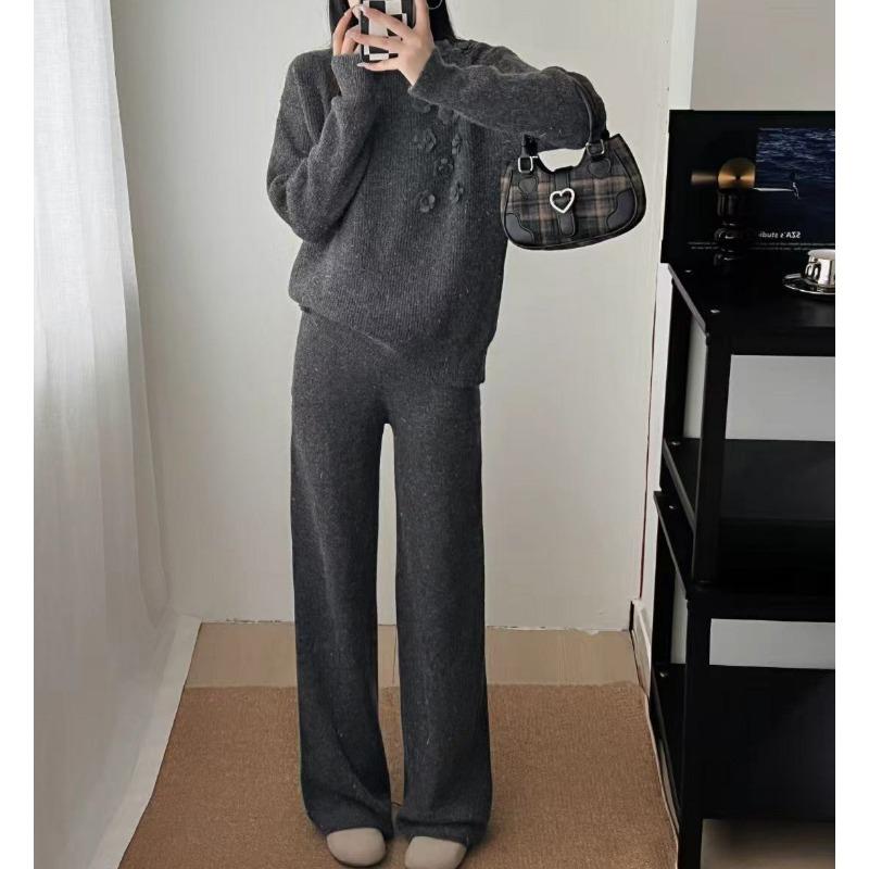 Three-dimensional Flower Bright Silk Sweater Two-piece Set Women's Autumn and Winter New Large-size Wide-leg Pants Half-turtleneck Knitted Set