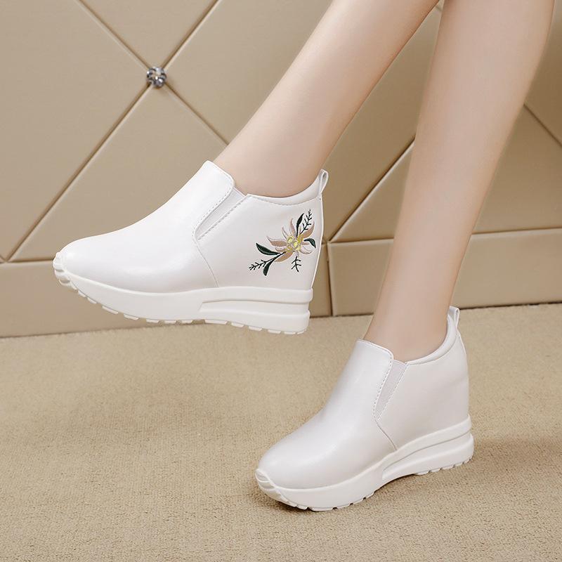 Fashion Women's Slip-On Wedge Sneakers Floral Embroidery Platform Sole Casual Shoes Comfortable Height Increasing Footwear