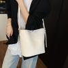 Bucket Bag Women's New Large-capacity Commuter Fashion Shoulder Bag