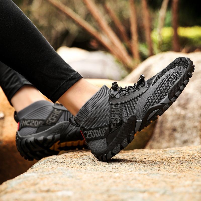 Flying Woven Men's Shoes Help Socks Hiking Shoes Breathable Sports Shoes One Pedal Outdoor Hiking Shoes