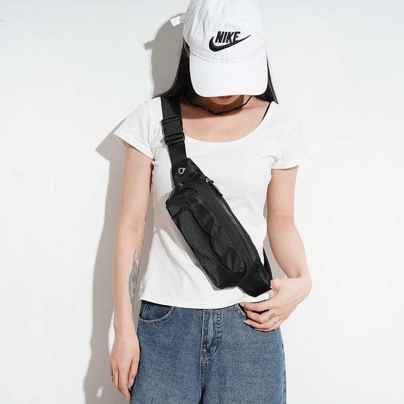 Vielseitige schwarze Umhängetasche für Outdoor-Sport und Klettern