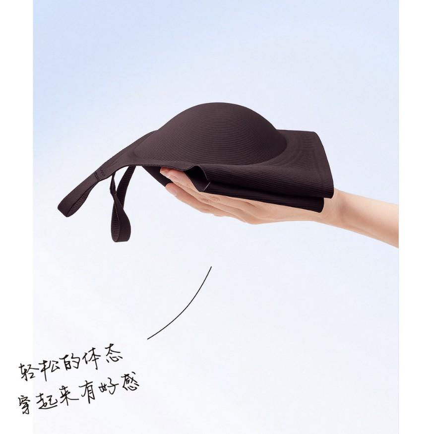 Spring and summer new products nude without traces fixed cup underwear gather anti-sagging, close secondary breasts comfortable soft support bra