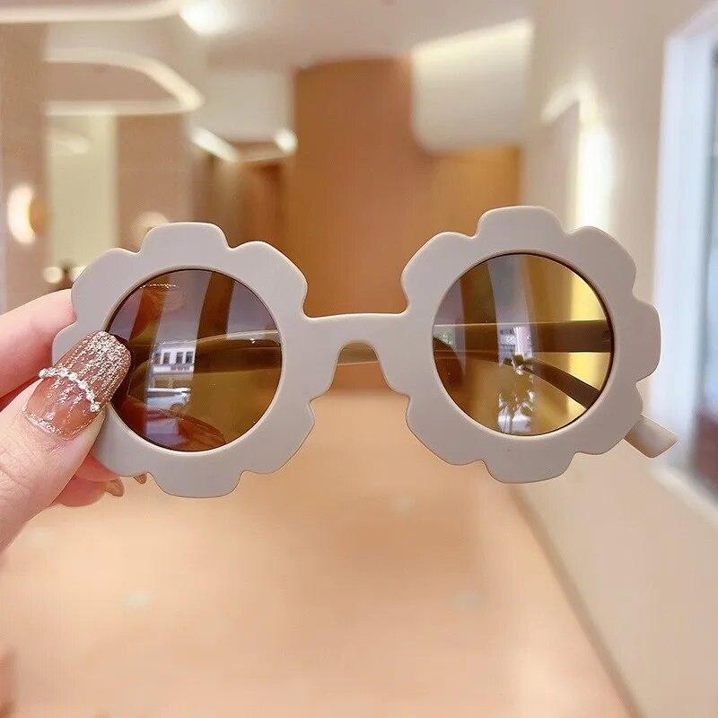 Kids Sunglasses Cartoon Heart Sunflower Sunglasses Girls Boy Children Outdoor Round UV400 Sun Glasses Kids Sunglasses