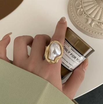 

Women s imitation pearl ring for index finger one size